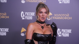 «На своем любимом плече»: Анна Седокова подогревает слухи о новом романе