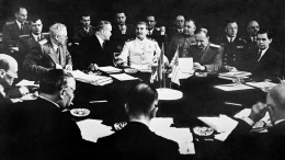 ФСБ рассекретила архивные документы о Потсдамской конференции в 1945 году