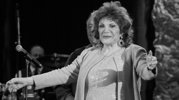 Умерла исполнительница хита «Pretty Little Babу» Конни Фрэнсис