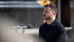 Зеленский поручил Умерову активизировать переговоры с Россией