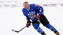 «Знаменательный момент»: свитер Овечкина вывесили в Зале хоккейной славы