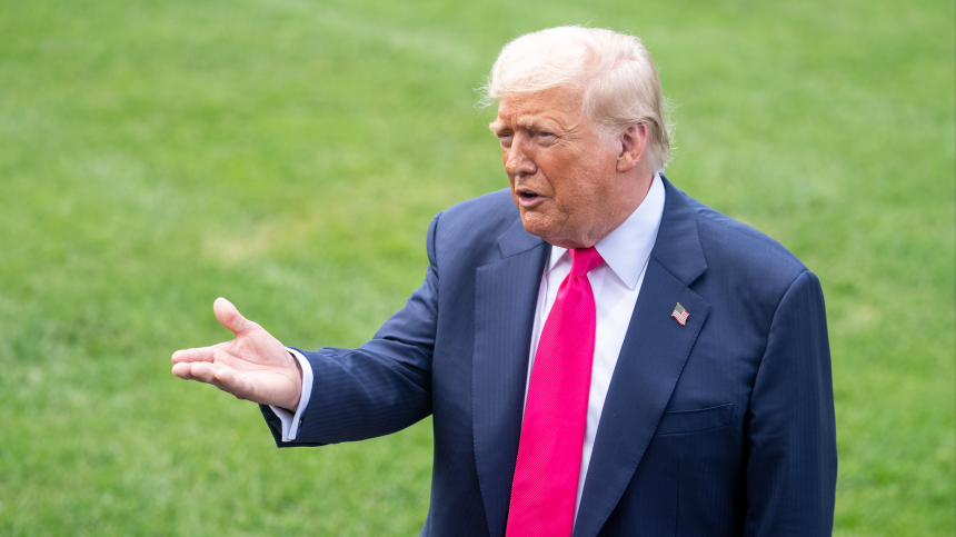 Трамп заявил об «угасании» БРИКС после угрозы ввести 10-процентные пошлины