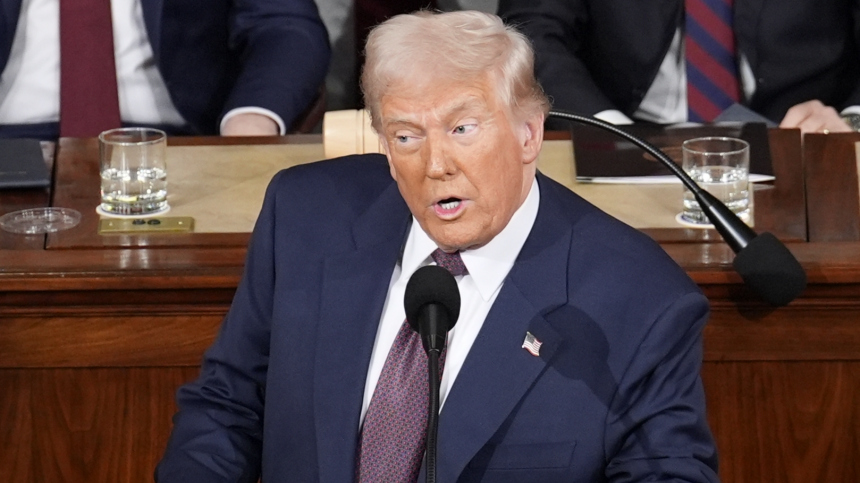Никаких каникул: Трамп призвал Сенат отменить перерыв для новых назначений