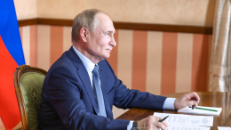 Карлсон: достижения немецких политиков — ничто по сравнению с заслугами Путина