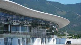 На пике сезона отпусков: первый рейс из Петербурга в Геленджик запланирован на 6 августа