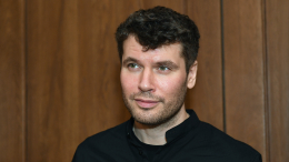 Экс-солист группы «Корни» Павел Артемьев стал отцом