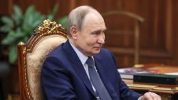 «Должен быть выше»: Путин назвал необходимый коэффициент рождаемости в РФ