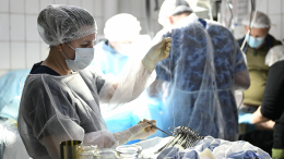 Ювелирная работа: врачи в Москве извлекли осколки из легких участников СВО