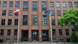 Польский МИД порекомендовал своим гражданам покинуть Россию