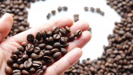 Немецкие супермаркеты убрали с прилавков кофе