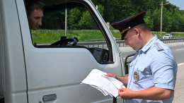 Масштабный рейд провели в Петербурге сотрудники ГАИ