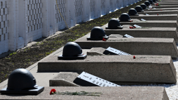 Путин утвердил уголовную ответственность за осквернение воинских захоронений