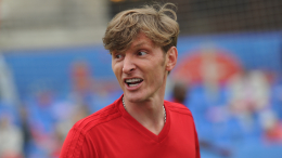 «Все до копейки»: Павел Воля откровенно рассказал о тратах на семью