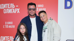 Дизлайк от Прилучного: актер отписался от дочери на фоне скандала с Муцениеце