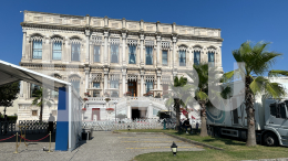 Делегации России и Украины прибыли во дворец Чираган для переговоров