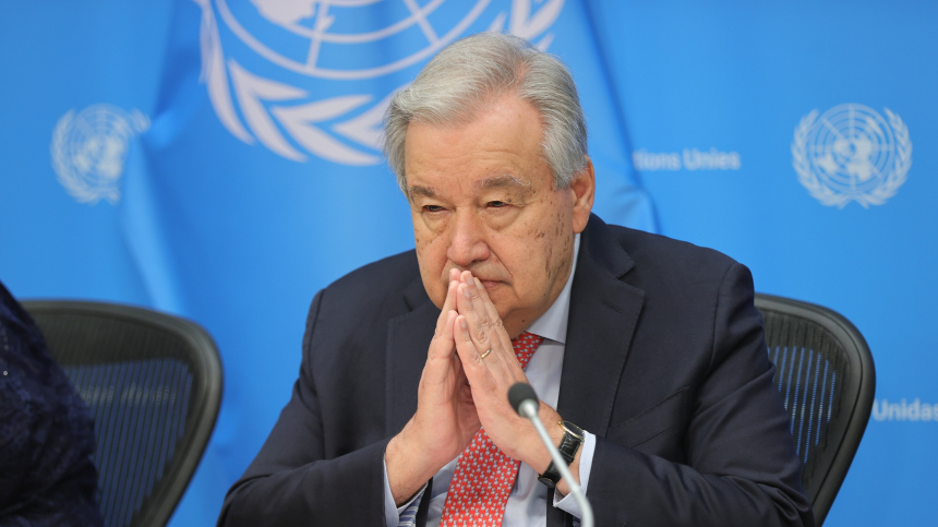 Генсек ООН скорбит: соболезнования в связи с крушением самолета Ан-24