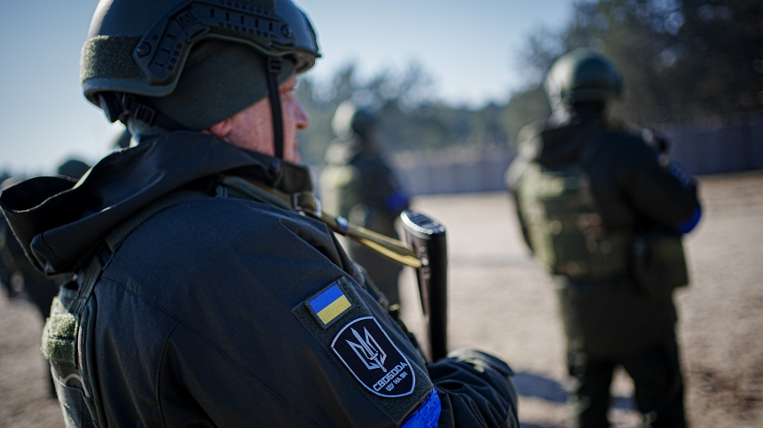 Без интернета нет войны: ВСУ отложили боевые миссии из-за отключения Starlink