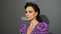 Вымышленный недостаток: Настасья Самбурская рассказала о борьбе с дисморфофобией