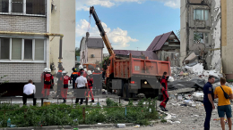 При обрушении многоэтажки в Саратове погибли начальник железнодорожной станции и его семья
