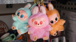 Фигурки Лабубу обогнали айфоны по зарубежным заказам россиян