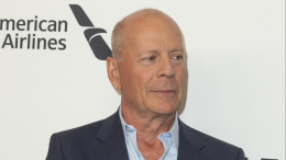 «Не читайте это»: жена Брюса Уиллиса опровергла слухи о тяжелом состоянии актера