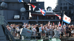 Морская столица России: как прошел День ВМФ в Петербурге