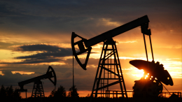 Цена на нефть выросла более чем на 2% после заявлений Трампа по Украине