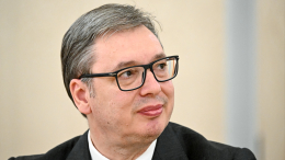 Кнайсль заявила, что правительство Вучича «висит на волоске»