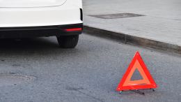 Массовое ДТП с тремя машинами произошло на 104 км МКАД