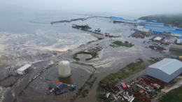 Волна цунами смыла лагерь Русского географического общества на Курилах