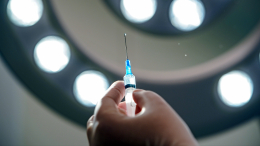 Уколы красоты оставили десятки россиянок с изуродованными лицами