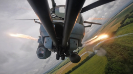 Вертолет Ми-35М атаковал боевиков ВСУ. Лучшее видео из зоны СВО