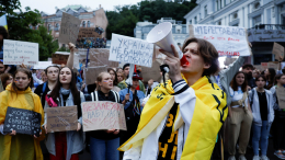 «Позор»: новая волна протестов охватила Киев