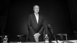 Умер знаменитый театральный режиссер Роберт Уилсон