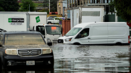 Нью-Йорк уходит под воду: власти ввели режим ЧП из-за сильных ливней