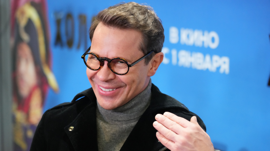 Павел Деревянко о страстных поцелуях с Ларисой Гузеевой на съемках: неожиданные подробности