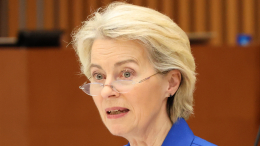 Скандал с Урсулой фон дер Ляйен из-за закупки ковидных вакцин обрастает новыми подробностями