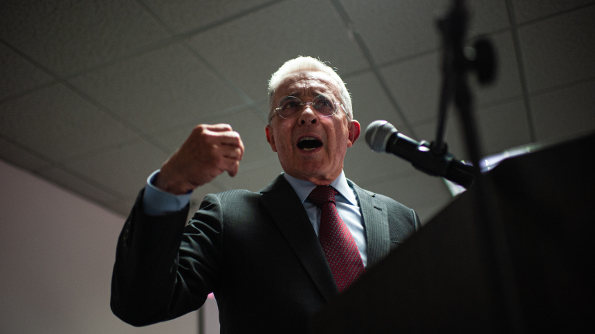 El Tiempo: экс-президента Колумбии приговорят к 12 годам за подкуп свидетеля