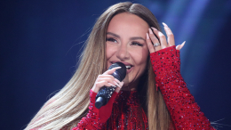 «Мне по кайфу»: певица Анна Асти увлекается закрутками