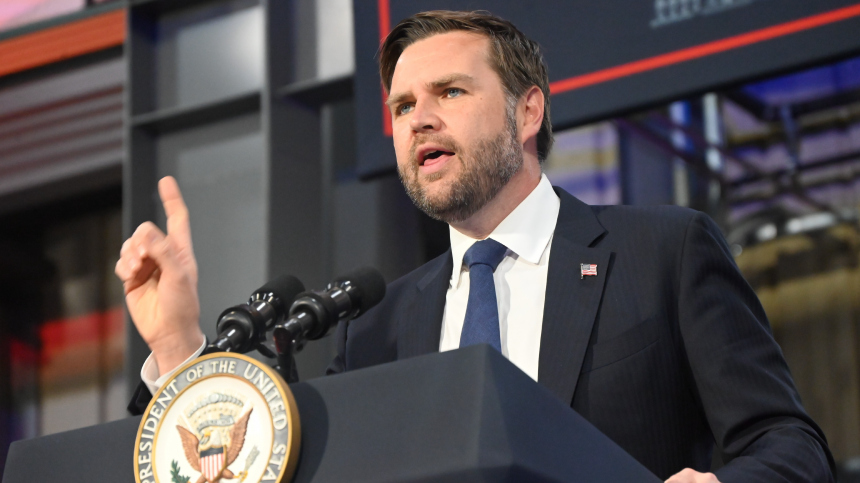 Вэнс рассказал о своей одержимости темой НЛО