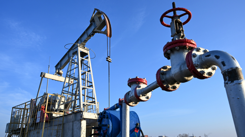 Индия не отказывается от российской нефти несмотря на угрозы санкций США