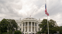 США готовятся списать десятки тысяч тонн гуманитарной помощи