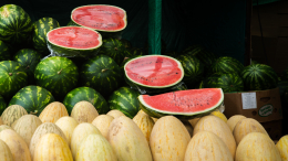 «Этот плод покупать не стоит»: как правильно выбирать арбуз и дыню