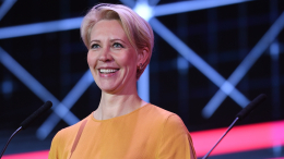 Московский суд отменил заочный арест телеведущей Татьяны Лазаревой*