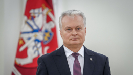 Президент Литвы принял отставку правительства на фоне коррупционного скандала