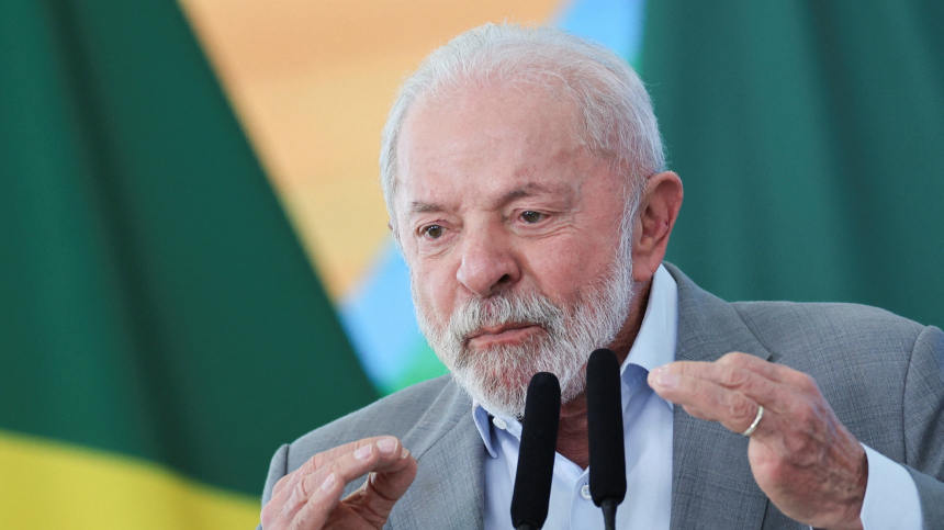 «Не должны подчиняться доллару»: президент Бразилии раскритиковал тарифы Трампа