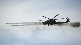 Ми-28НМ уничтожил пункт временной дислокации ВСУ. Лучшее видео из зоны СВО