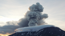 Четыре вершины: на Камчатке продолжается активность ряда вулканов