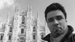 На 48-м году жизни скоропостижно скончался комментатор Александр Гришин