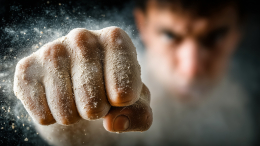 Кровавый спорт: нелегальный бойцовский клуб накрыли в Подмосковье